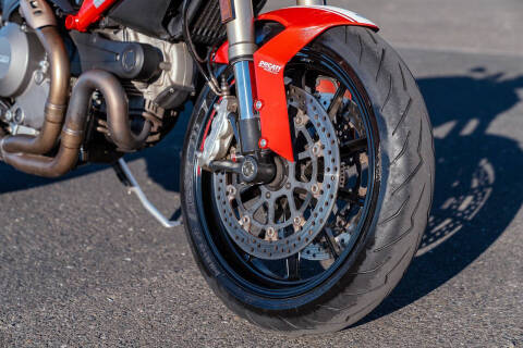 2013 Ducati Monster 1100 EVO