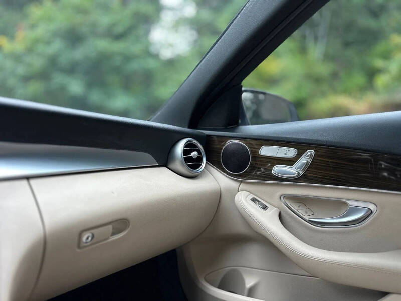 2018 Mercedes-Benz C-Class C 300