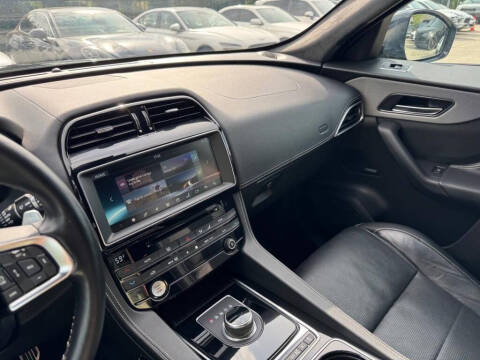 2017 Jaguar F-PACE S