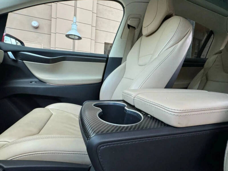2017 Tesla Model X 75D