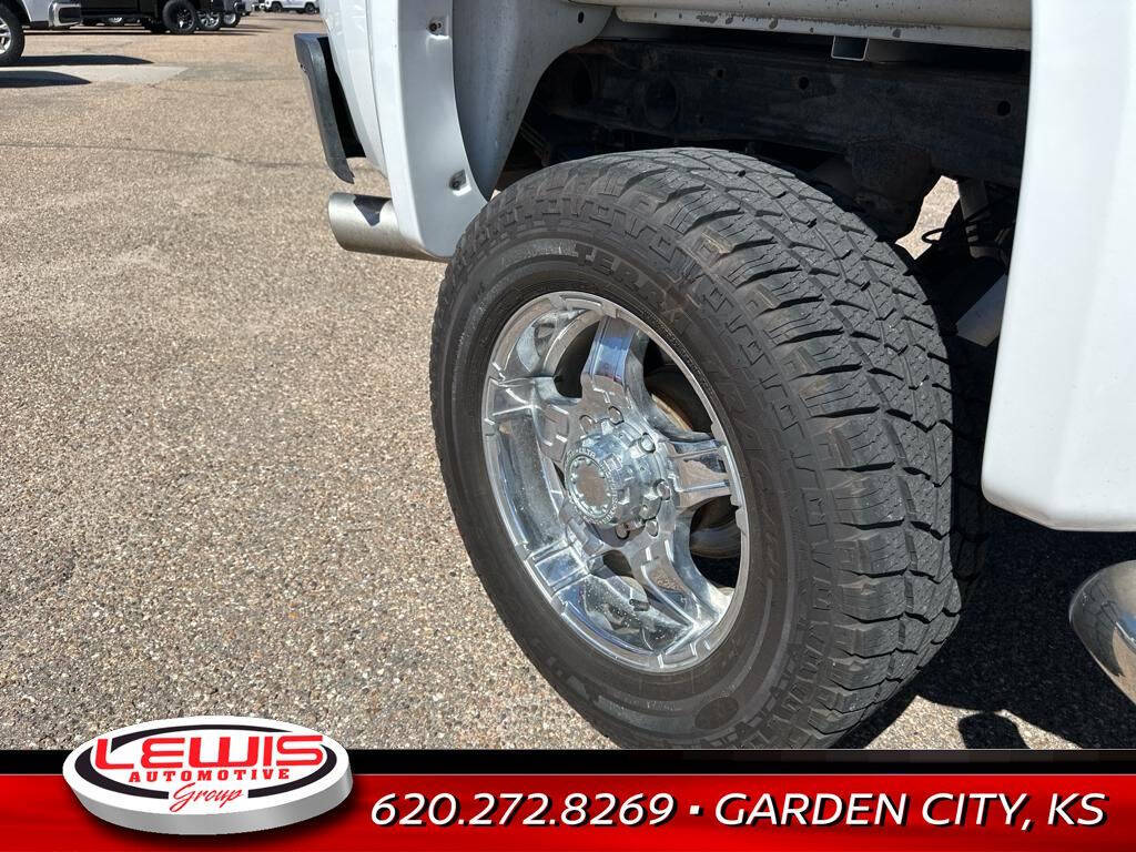 2013 Chevrolet Silverado 2500HD for sale at Lewis Chevrolet of Garden City in Garden City, KS