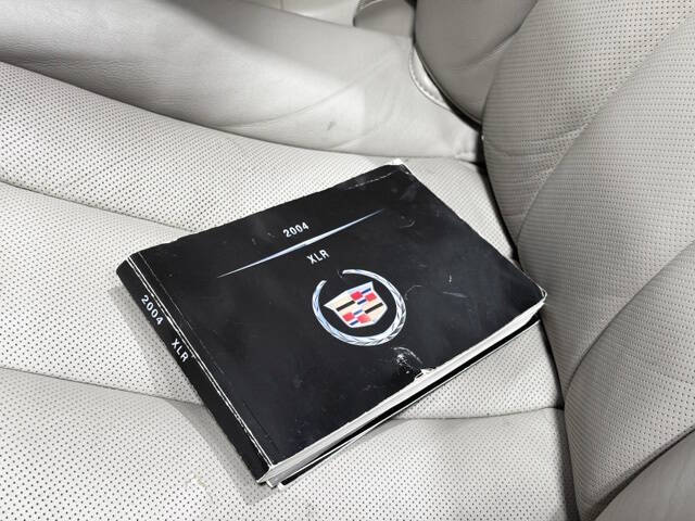 2004 Cadillac XLR