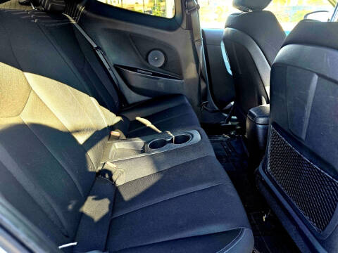 2017 Hyundai Veloster Value Edition