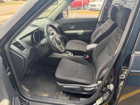 2012 Kia Soul +
