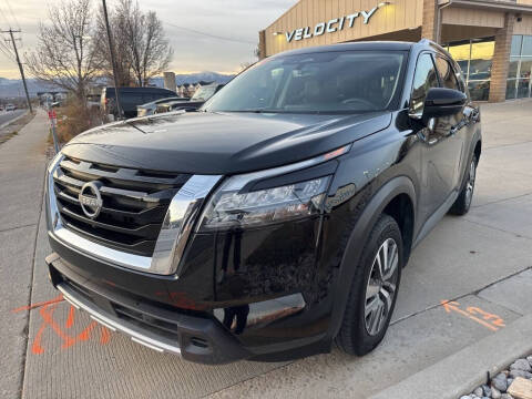 2025 Nissan Pathfinder SL