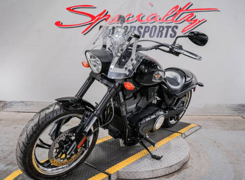 2012 Victory Hammer 8-Ball