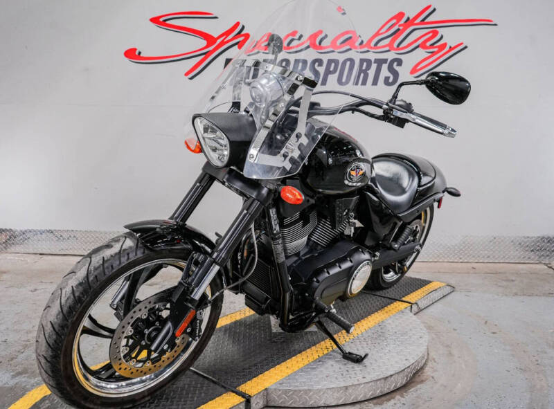 2012 Victory Hammer 8-Ball