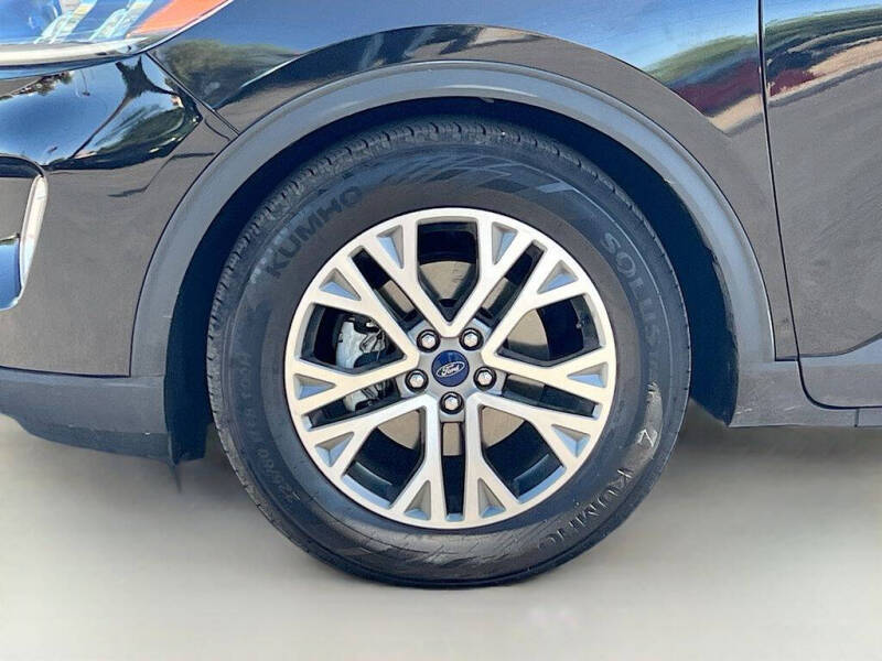 2022 Ford Escape SEL