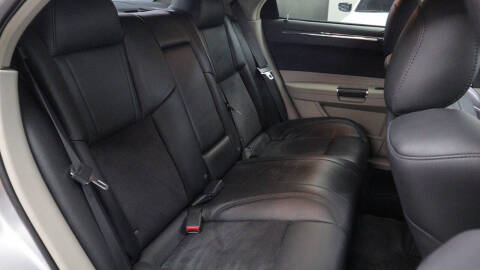 2006 Chrysler 300 SRT-8