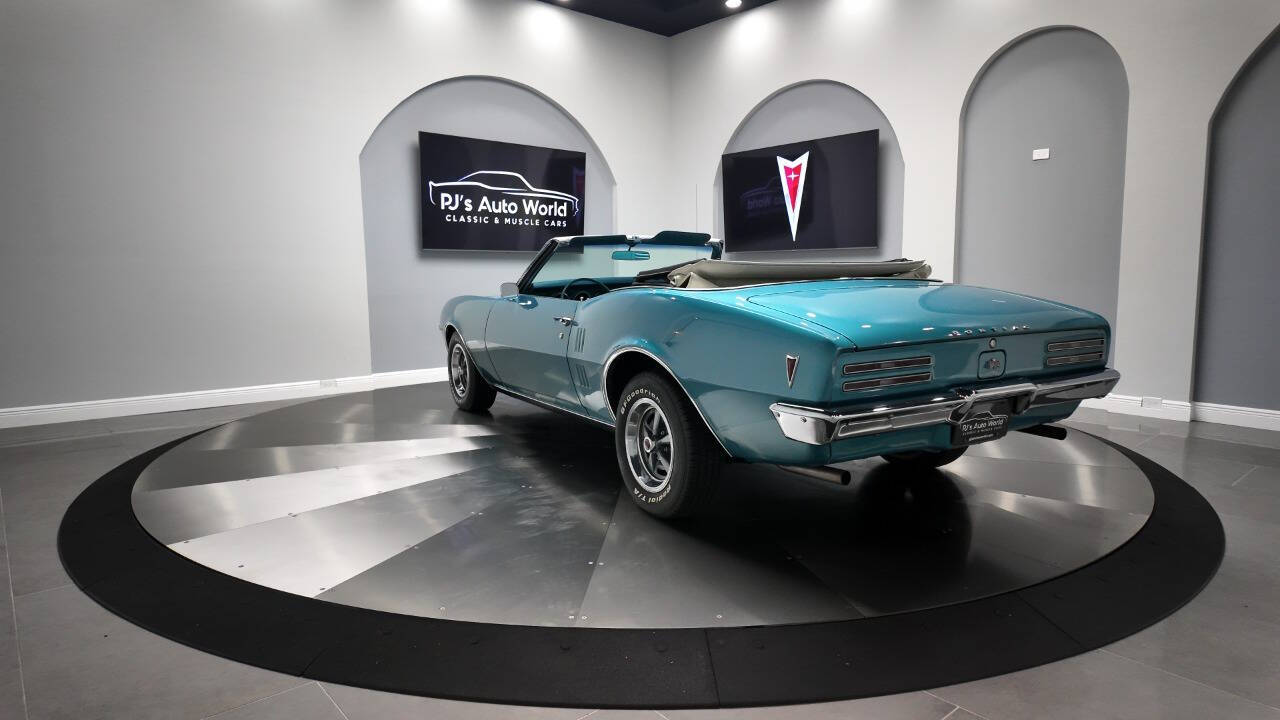 1968 Pontiac Firebird 3