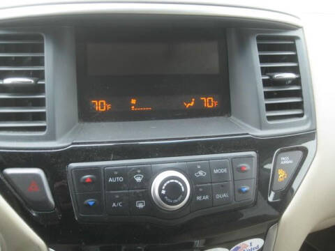 2014 Nissan Pathfinder S