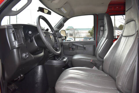 2017 Chevrolet Express 2500