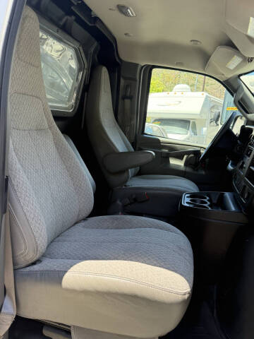 2020 Chevrolet Express 2500