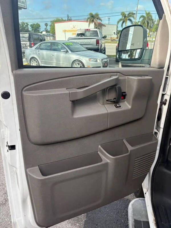 2020 GMC Savana 2500