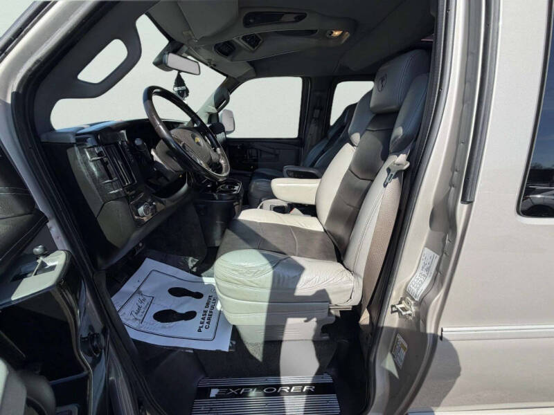 2021 Chevrolet Express LS 2500