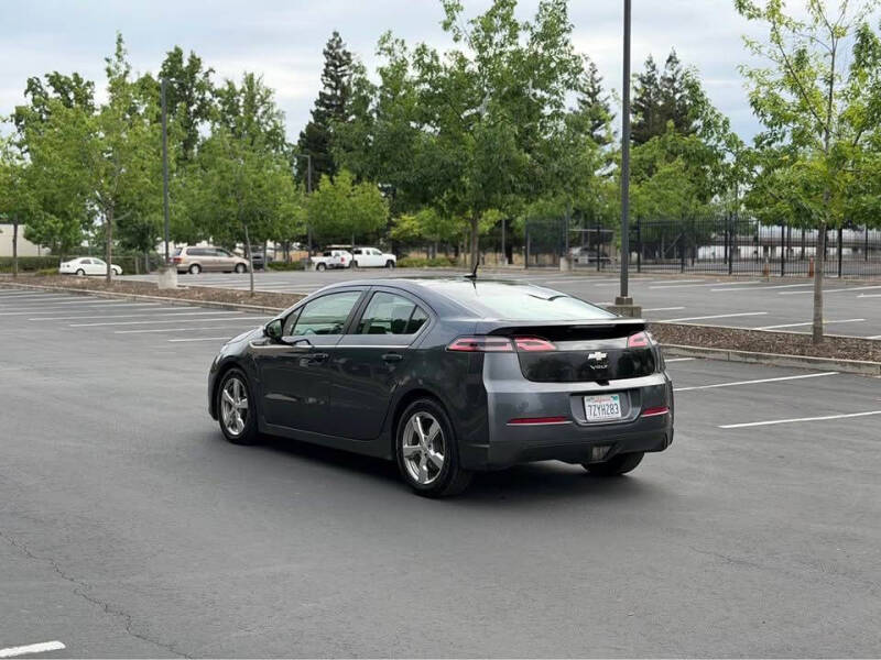 2011 Chevrolet Volt Premium