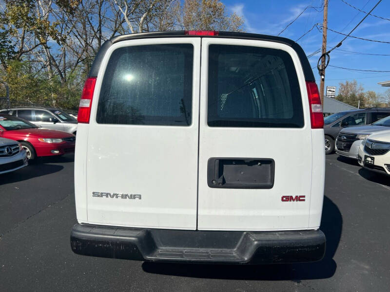 2019 GMC Savana 2500