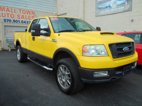 2004 Ford F-150 for sale at Small Town Auto Sales in Hazleton PA