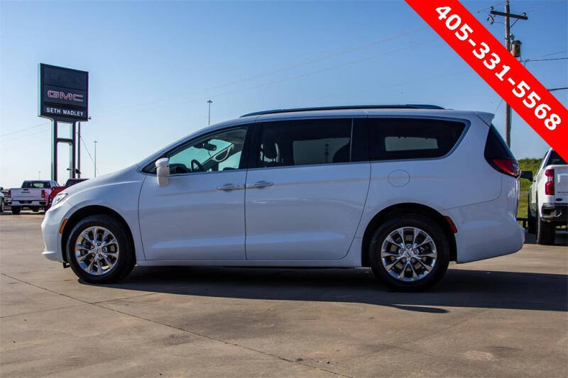 2021 Chrysler Pacifica Touring L