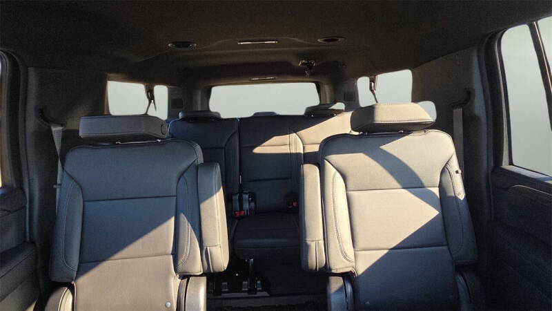 2022 Chevrolet Suburban Z71