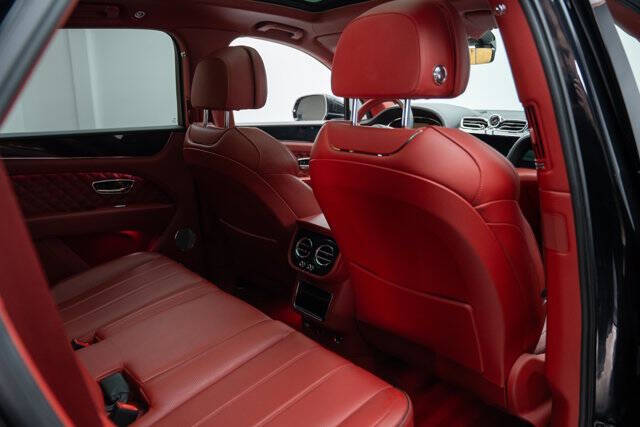 2021 Bentley Bentayga V8