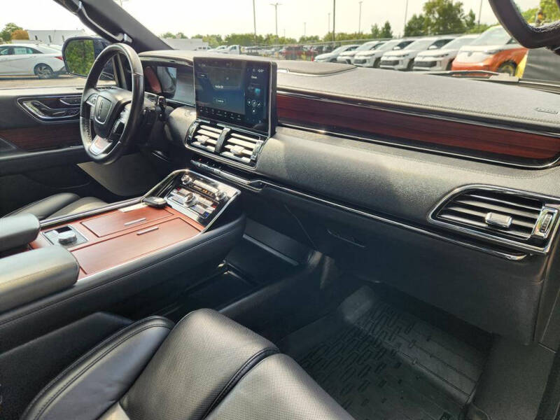 2023 Lincoln Navigator Reserve