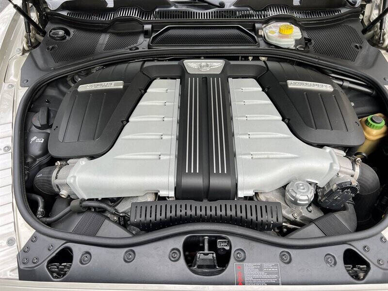 2013 Bentley Continental 26