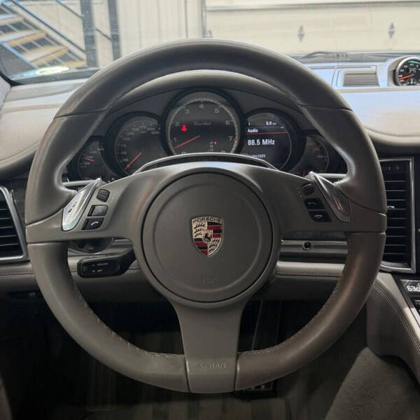 2011 Porsche Panamera Turbo