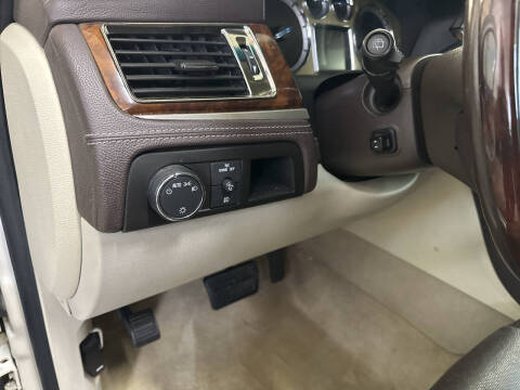 2010 Cadillac Escalade Platinum Edition