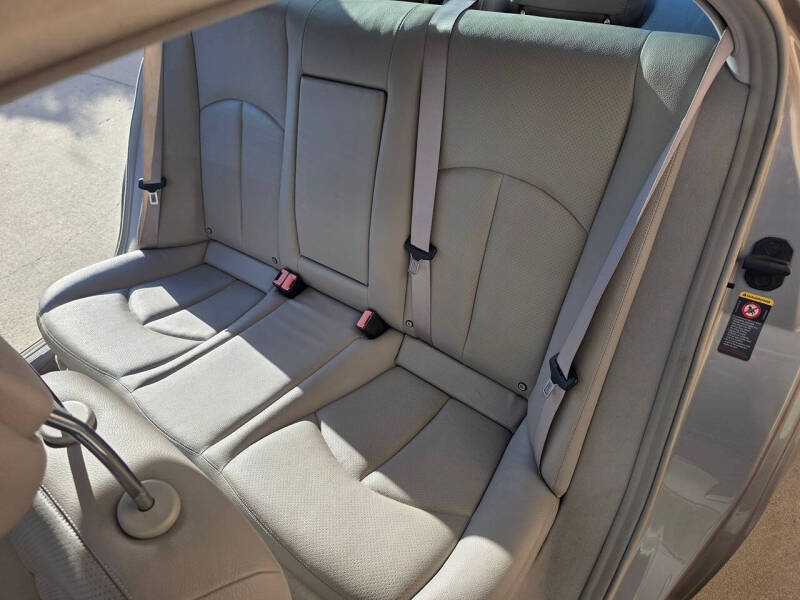 2004 Mercedes-Benz E-Class E 320