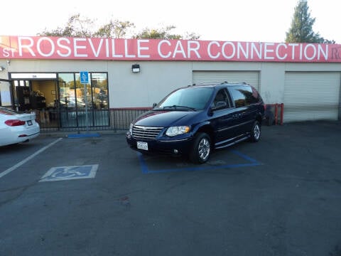 2006 Chrysler Town and Country for sale at ROSEVILLE CAR CONNECTION in Roseville CA