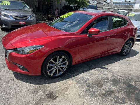 2018 Mazda MAZDA3 Touring