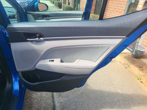 2018 Hyundai Elantra