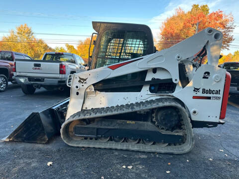 2017 Bobcat T750 for sale at Hillcrest Motors in Derry NH