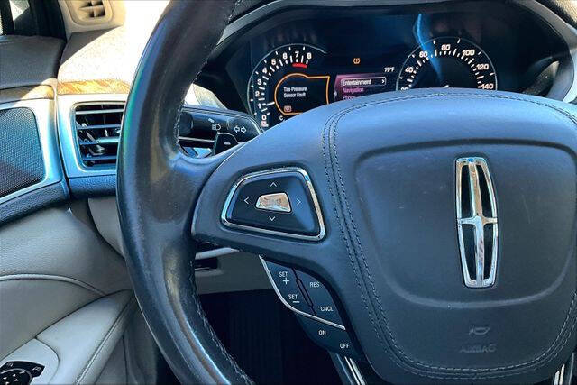 2017 Lincoln MKZ Select