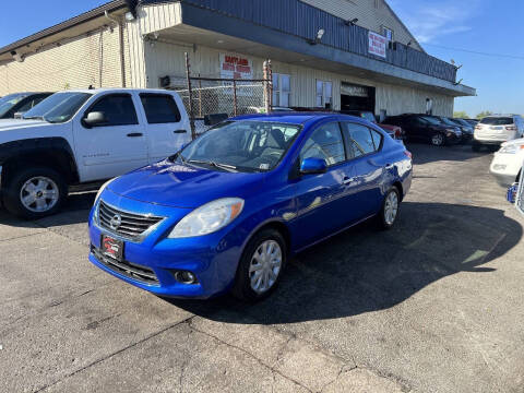 2013 Nissan Versa 1.6 S