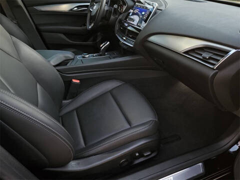 2024 Cadillac CT5 Luxury