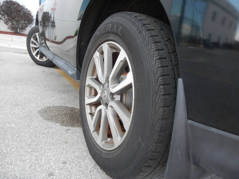 2013 Nissan Pathfinder S