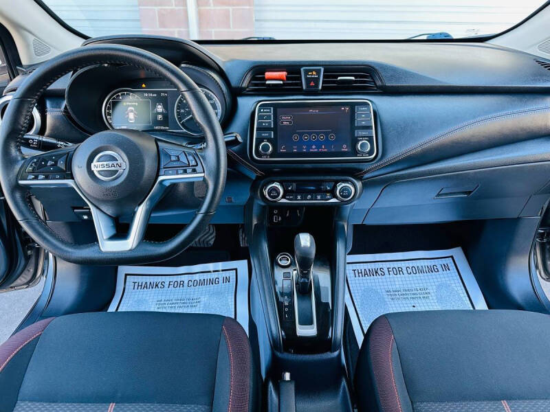 2020 Nissan Versa SR