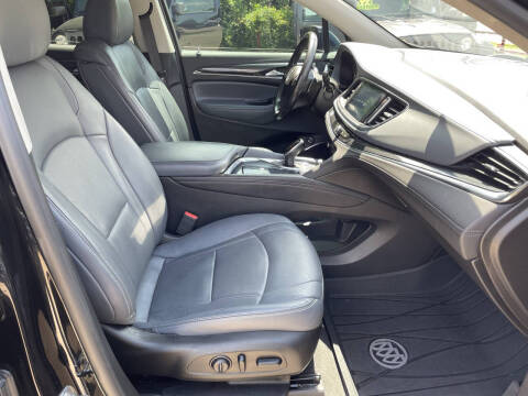 2021 Buick Enclave Essence