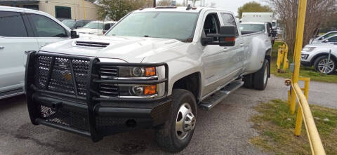 2018 Chevrolet Silverado 3500HD for sale at Pasadena Auto Planet in Houston TX