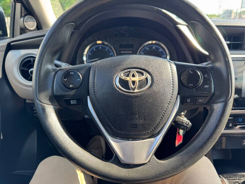 2017 Toyota Corolla LE