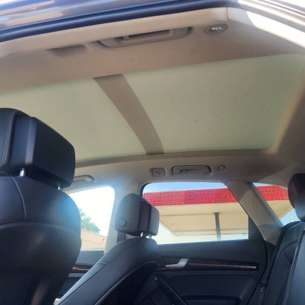 2018 Audi Q5 2.0T quattro Premium Plus