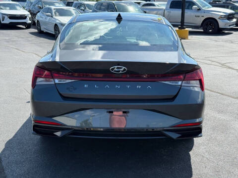 2021 Hyundai Elantra