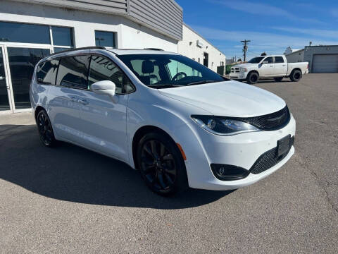 2019 Chrysler Pacifica Limited
