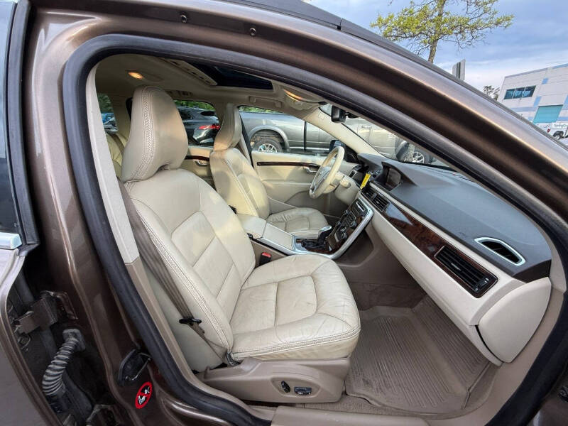 2013 Volvo XC70 3.2 Premier Plus