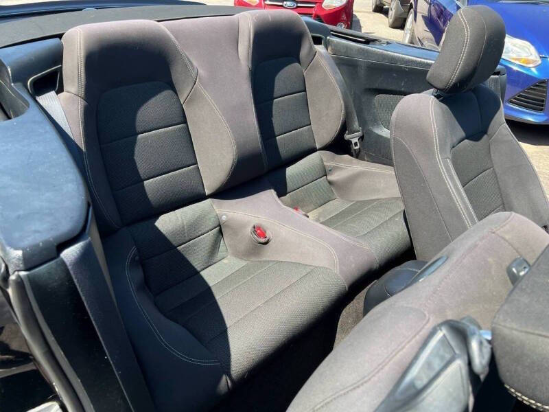 2017 Ford Mustang V6