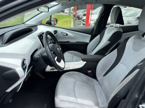 2016 Toyota Prius Four Touring