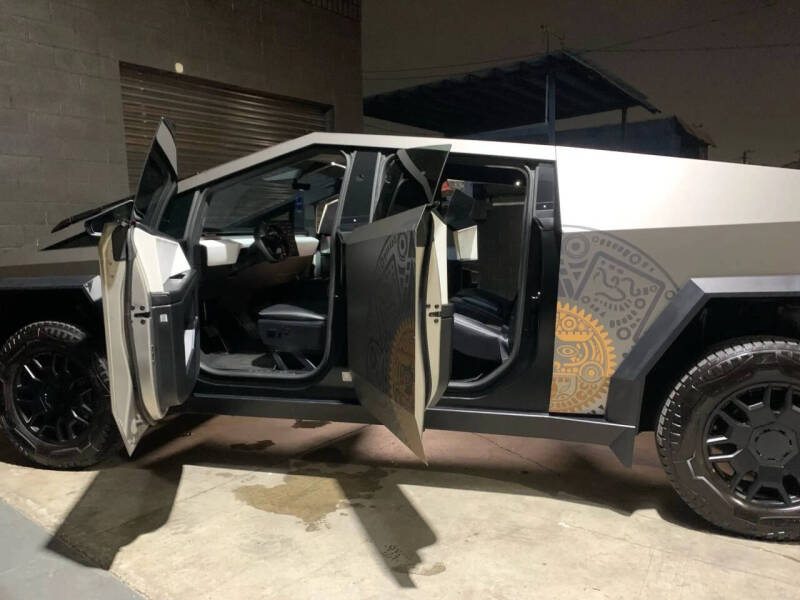 2024 Tesla Cybertruck