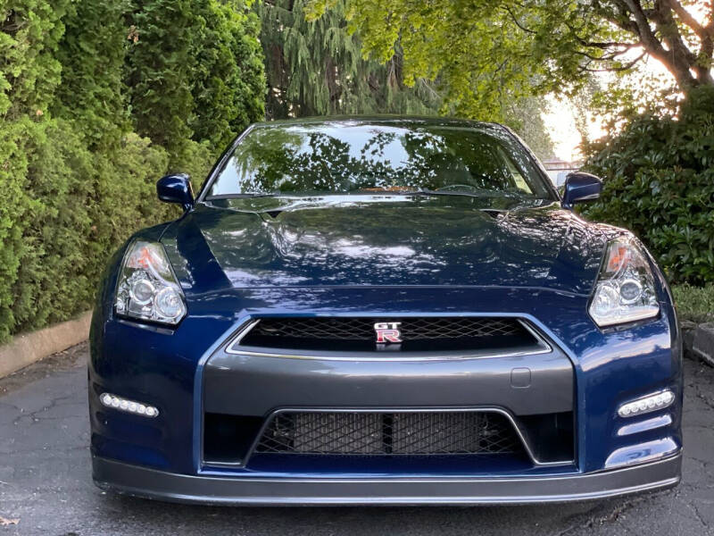 Used 2014 Nissan GT-R Premium with VIN JN1AR5EF2EM270063 for sale in Everett, WA